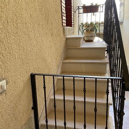 Bed and Breakfast Antico Borgo Fornelli Esterno foto